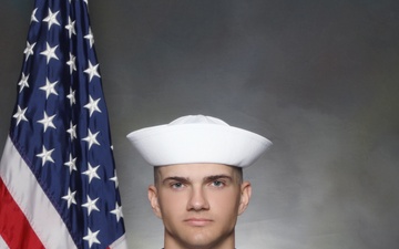 Shlaffer Earns Military Excellence Award at Recruit Training Command